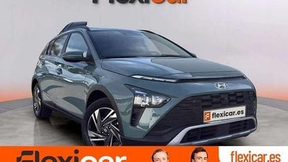 Usado Hyundai Bayon 101 CV (74 kW) 2022 Verde SUV