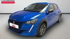 Azul Usado 2023 Peugeot e-208 Allure Utilitario | 21.240 € (Buen precio)