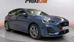 Usado 2023 Ford Focus ST-Line Berlina | 16.390 € (Precio justo)