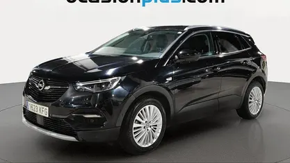 Käytetty Opel Grandland X Excellence 120 HP (88 kW) 2017 Musta Katumaasturi
