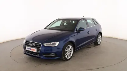 Usado Audi A3 Sportback Attraction 110 CV (80 kW) 2016 Azul Utilitario