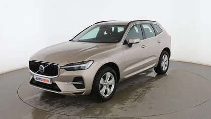 Usado Volvo XC60 Core 197 CV (144 kW) 2023 Beige SUV