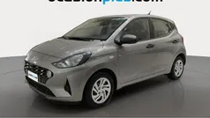 Gris Usado 2022 Hyundai i10 Utilitario | 9810 € (Precio justo)