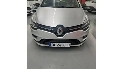 Usado Renault Clio IV Zen 90 CV (66 kW) 2018 Gris Utilitario
