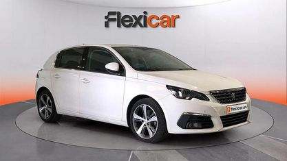 Usado Peugeot 308 Allure 101 CV (74 kW) 2020 Blanco Berlina