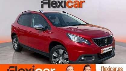 Usado Peugeot 2008 Allure 110 CV (80 kW) 2018 Rojo SUV