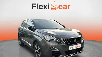 Usado Peugeot 3008 Allure 130 CV (95 kW) 2017 Gris SUV