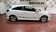 Blanco Usado 2008 Opel Astra GTC Sport Berlina | 3495 € (Precio justo)