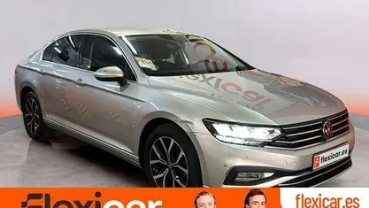 Usado VW Passat Executive 150 CV (110 kW) 2020 Berlina
