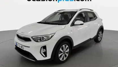 Usado Kia Stonic 101 CV (74 kW) 2025 Blanco SUV