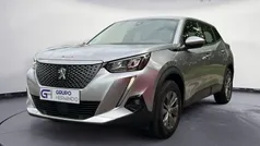 Gris Usado 2021 Peugeot e-208 Active Utilitario | 15.985 € (Un poco caro)