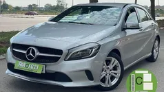 Gris / plata Usado 2017 Mercedes A200 Berlina | 20.999 € (Precio justo)