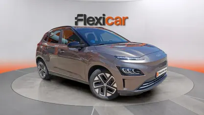 Usado Hyundai Kona 100 kW (136 CV) 2023 Marrón SUV
