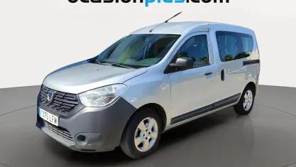 Usado Dacia Dokker Essentiel 131 CV (96 kW) 2020 Gris plata Monovolumen
