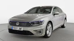 Gris plata Usado 2016 VW Passat GTE Berlina | 16.900 € (Precio justo)