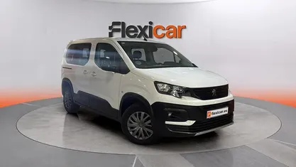 Usado Peugeot Rifter Active 102 CV (75 kW) 2023 Monovolumen