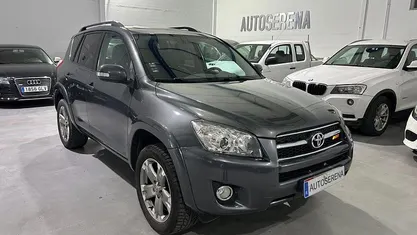Usado Toyota RAV4 Executive 150 CV (110 kW) 2010 Gris SUV
