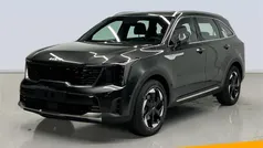 Usado 2025 Kia Sorento SUV | 52.134 € (Precio justo)