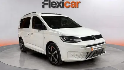 Usado VW Caddy Beach 102 CV (75 kW) 2021 Monovolumen