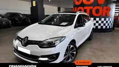 Blanco Usado 2015 Renault Mégane III Bose Edition Berlina | 7650 € (Buen precio)