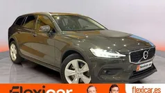 Usado 2021 Volvo V60 CC Pro Familiar | 27.490 €