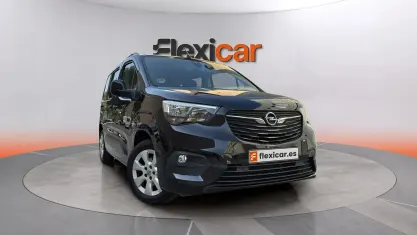 Usado Opel Combo Selective 110 CV (80 kW) 2019 Negro Monovolumen