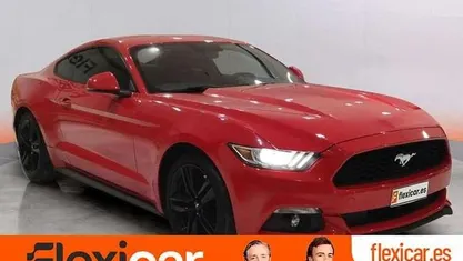 Usado Ford Mustang Fastback 314 CV (230 kW) 2015 Rojo Coupe