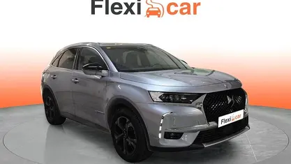 Usado DS Automobiles DS7 Crossback So Chic 130 CV (95 kW) 2017 Gris SUV