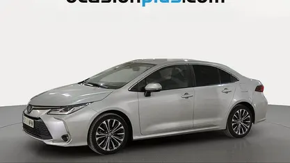 Usado Toyota Corolla Style 140 CV (102 kW) 2024 Gris Berlina