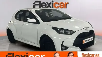 Usado Toyota Yaris Edition 125 CV (91 kW) 2023 Blanco Utilitario