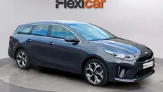 Gris Usado 2021 Kia Ceed Familiar | 14.590 € (Precio justo)