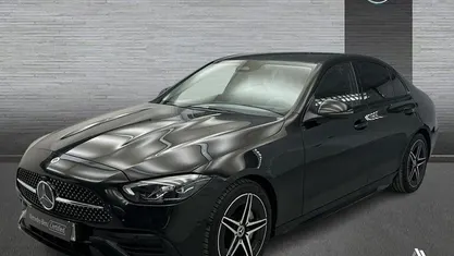 Usado Mercedes C200 AMG line 163 CV (119 kW) 2025 Berlina