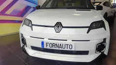 Blanco Nuevo 2025 Renault R5 Iconic Utilitario | 35.200 €
