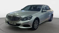 Gris plata Usado 2015 Mercedes E200 Berlina | 16.290 € (Precio justo)