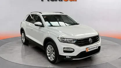 Usado VW T-Roc Advance 116 CV (85 kW) 2019 Blanco SUV