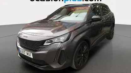 Usado Peugeot 3008 GT 131 CV (96 kW) 2023 Gris plata SUV