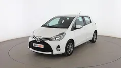 Blanco Usado 2016 Toyota Yaris Active Utilitario | 10.899 € (Precio justo)