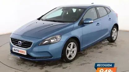 Usado Volvo V40 Kinetic 120 CV (88 kW) 2016 Azul Familiar