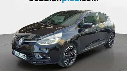 Usado Renault Clio IV Zen 120 CV (88 kW) 2017 Negro Utilitario