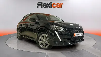 Usado Peugeot 208 Allure 100 kW (136 CV) 2022 Negro Utilitario