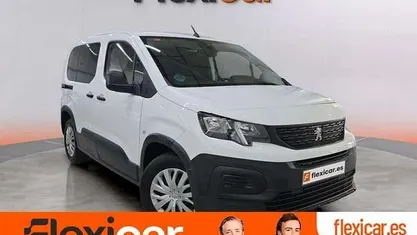 Usado Peugeot Rifter Active 101 CV (74 kW) 2021 Monovolumen