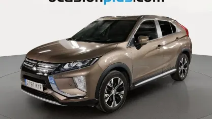 Usado Mitsubishi Eclipse Cross Motion 163 CV (119 kW) 2019 Oro SUV