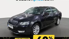 Negro Usado 2014 Skoda Octavia Ambition Berlina | 10.200 € (Precio justo)