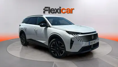 Usado Peugeot 5008 Allure 145 CV (106 kW) 2025 Blanco SUV