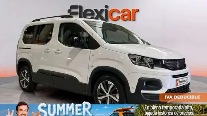 Usado Peugeot Rifter Allure 101 CV (74 kW) 2023 Blanco Monovolumen