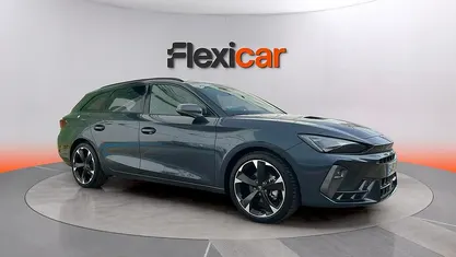 Usado Cupra Leon 150 CV (110 kW) 2025 Gris Familiar