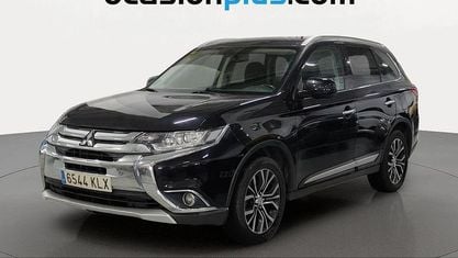 Używany Mitsubishi Outlander Motion 150 KM (110 kW) 2018 Czarny SUV
