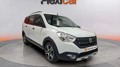 Usado Dacia Lodgy 107 CV (78 kW) 2021 Monovolumen