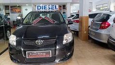 Negro Usado 2007 Toyota Auris Berlina | 3990 € (Buen precio)