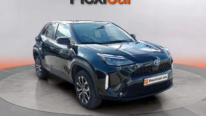 Usado 2022 Toyota Yaris Hybrid Active | 19.990 € (Precio justo)